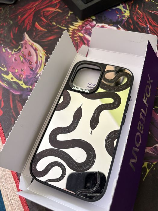 Husa iPhone 16 Mobilfox Real material