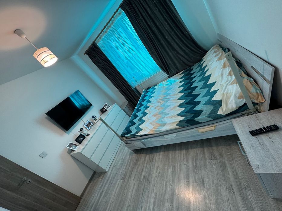 Proprietar Vand apartament