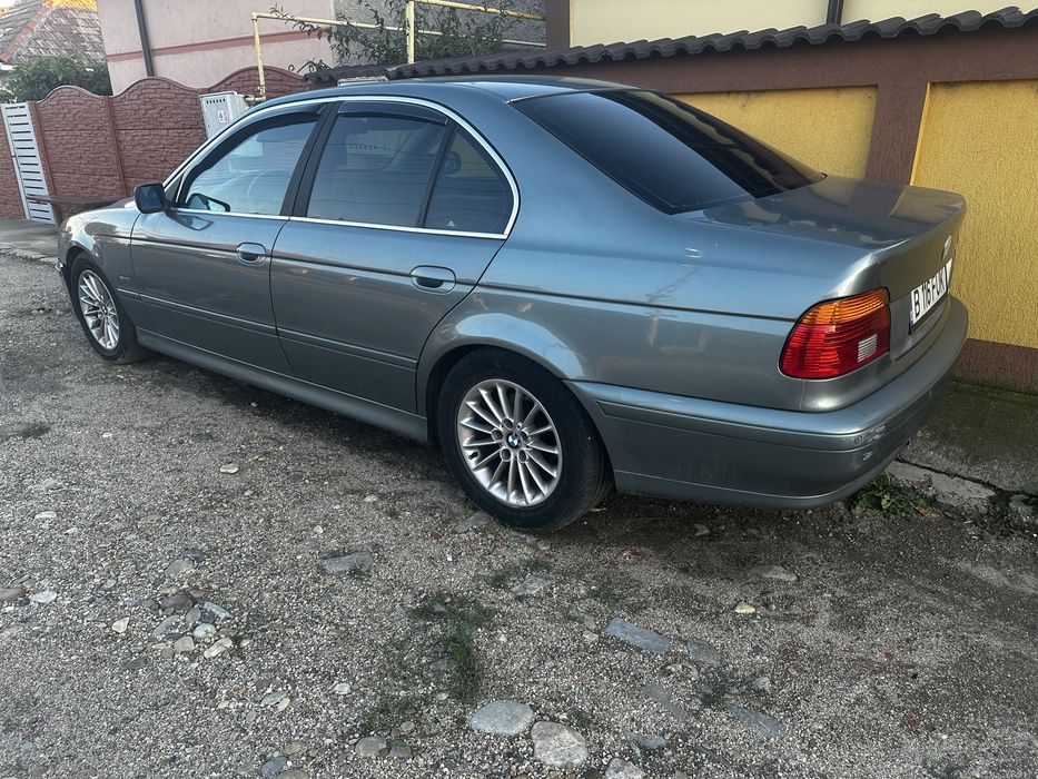 Vând  BMW e39 2.0i automat