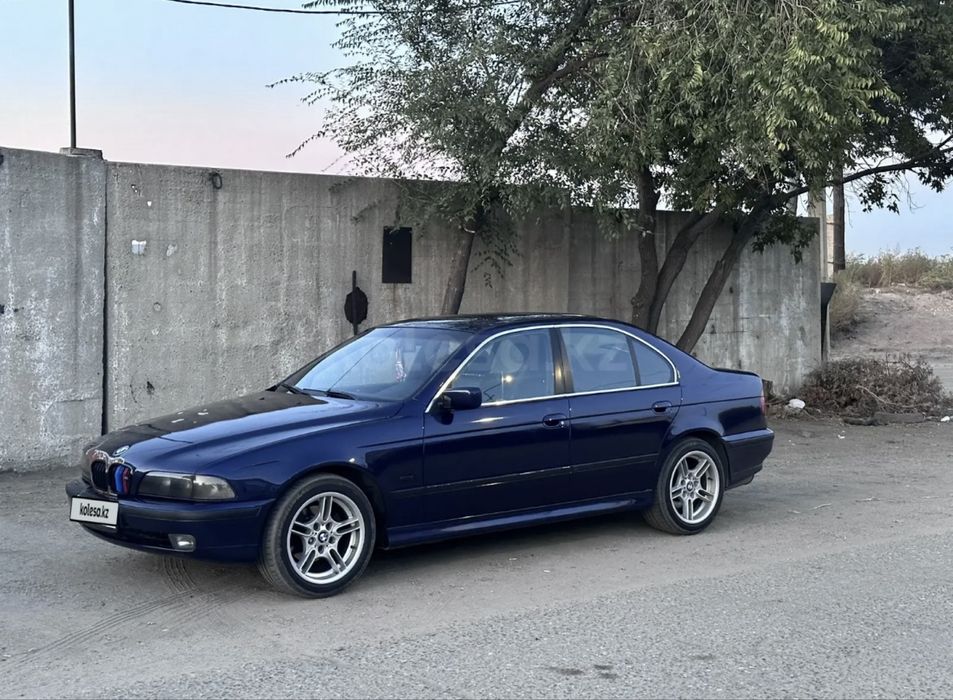Продам автомобиль BMW 528