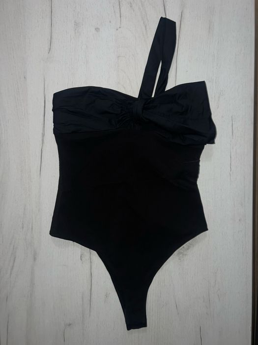 Черно боди с презрамка ZARA