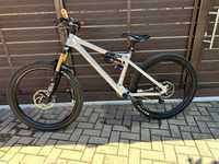 Bicicleta Enduro Freeride Trail 160mm 29 Fox Carbon Titan
