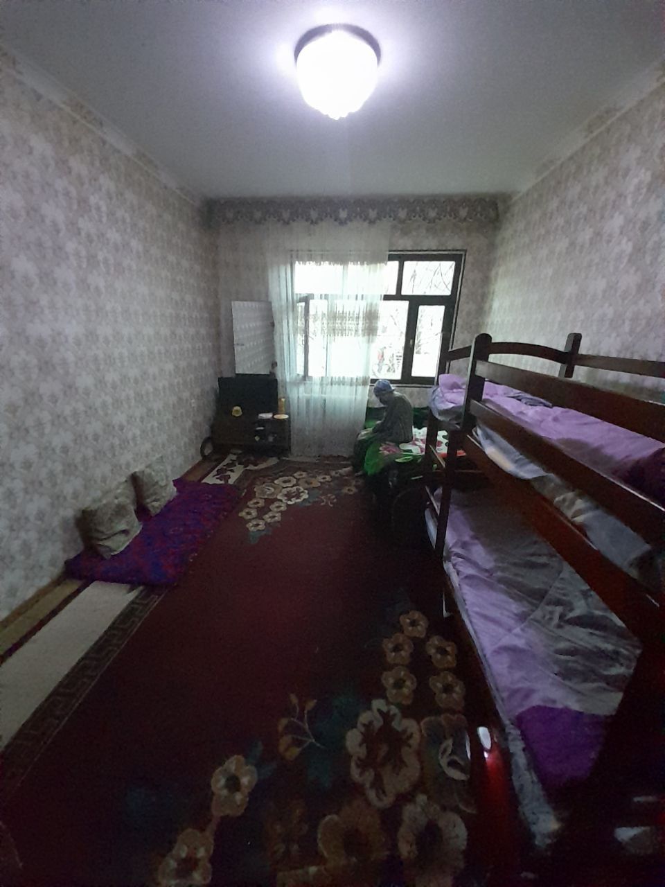 Квартира сотилади чилонзор 19 да 3 хона маклерларсиз