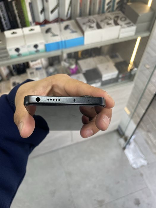 Redmi not13 pro 8/256 gb