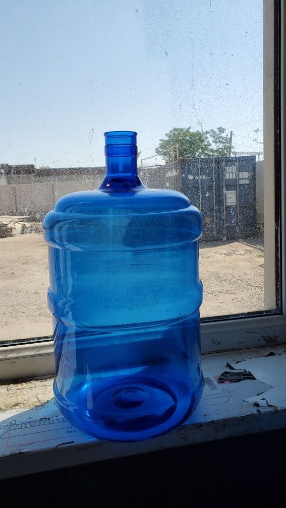 Многоразовая ПЭТ Бутыль для воды 19 литров , капсулы, ручки и крышки