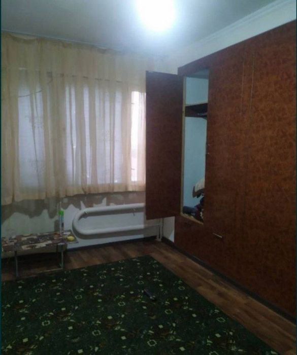 Срочно продается квартира общага кадышева  1/5/9