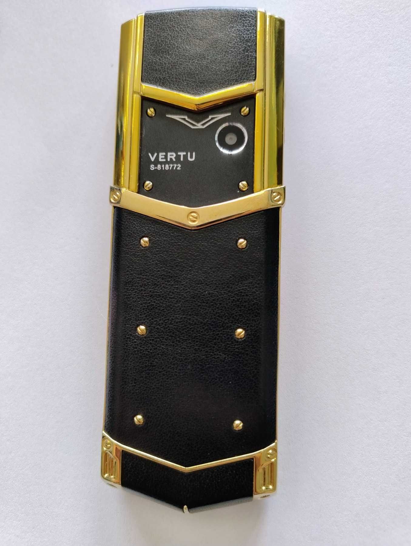 Мобилен телефон VERTU