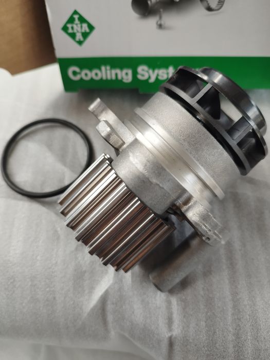 Водна помпа INA Audi/Ауди