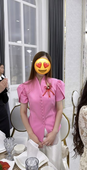 Нежная розовая кофта