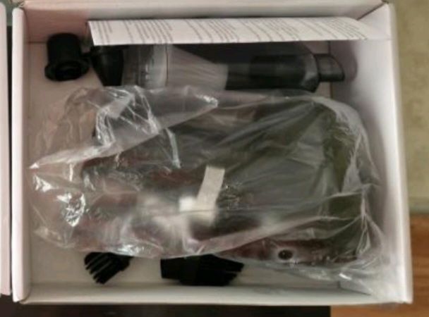 Комбиниран уред прахосмукачка плюс компресор с четири накрайника