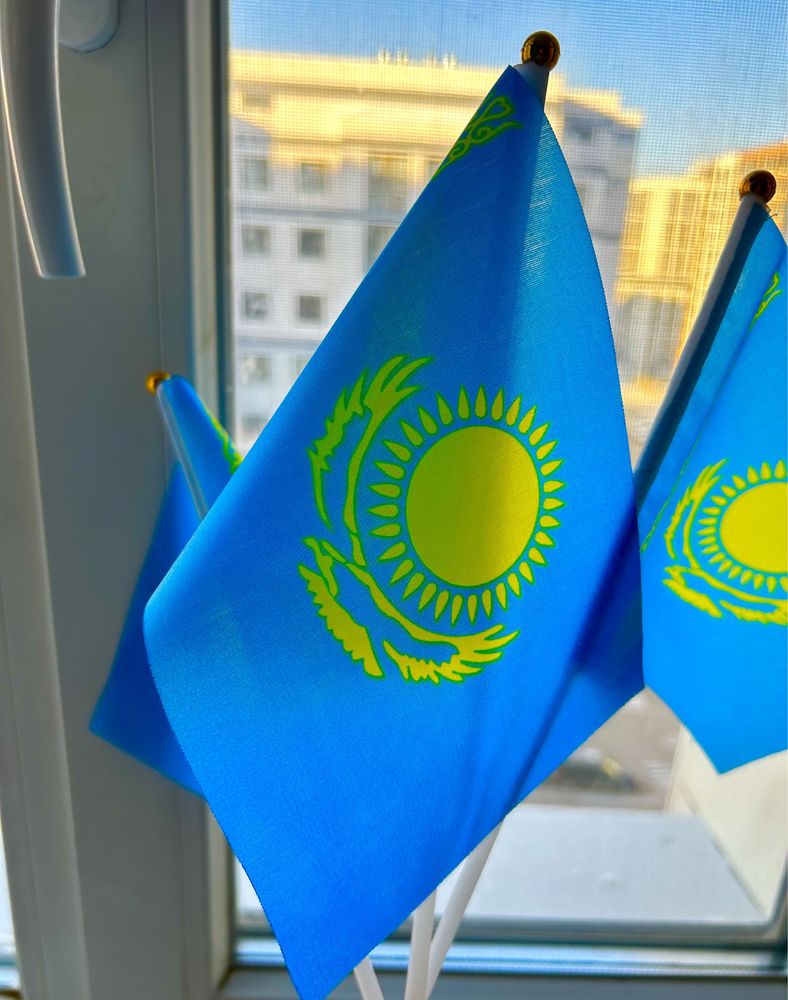 Флажки, флаги Казахстана