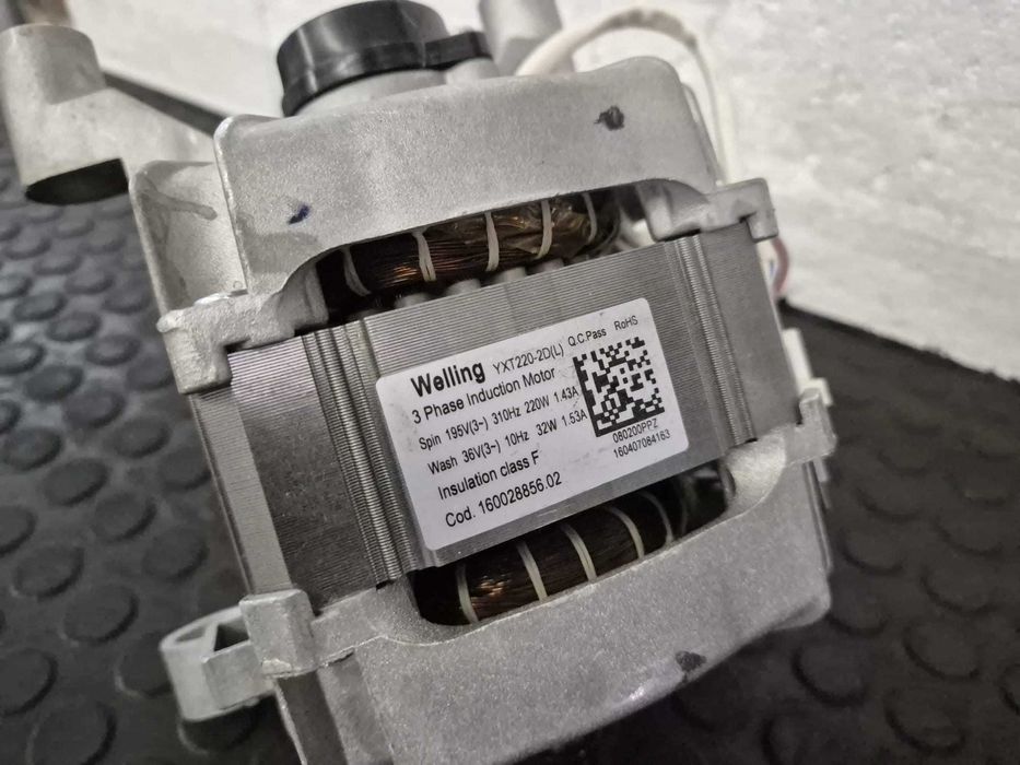 Motor 5 pini masina de spalat Hotpoint Indesit WellingYXT220-2D(L)/R20
