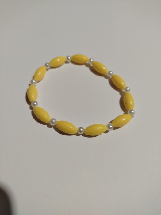 Ръчно изработени гривни