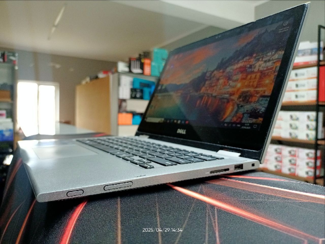DELL  Intel(R)Core i5-7500U 2.70Ghz
