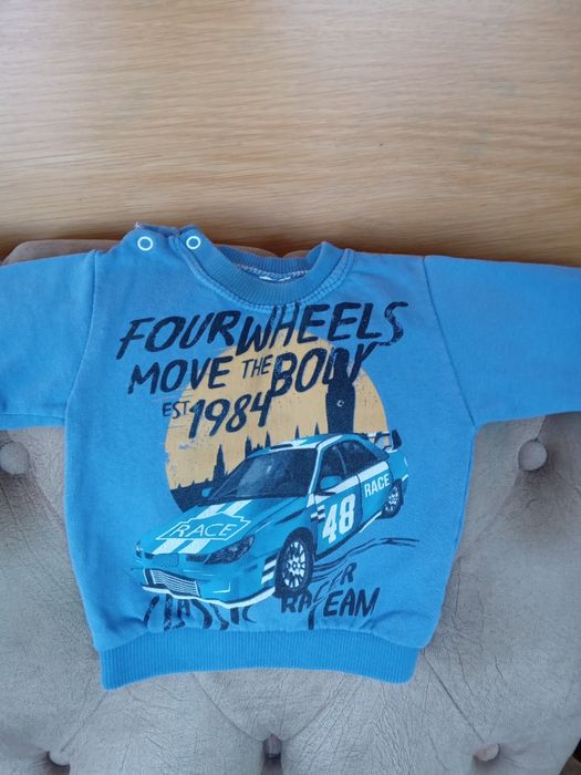 Детски и бебешки комплекти и блузки за момчета