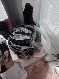 Продам шлем новый цена 8 тыс тенге торг возможен