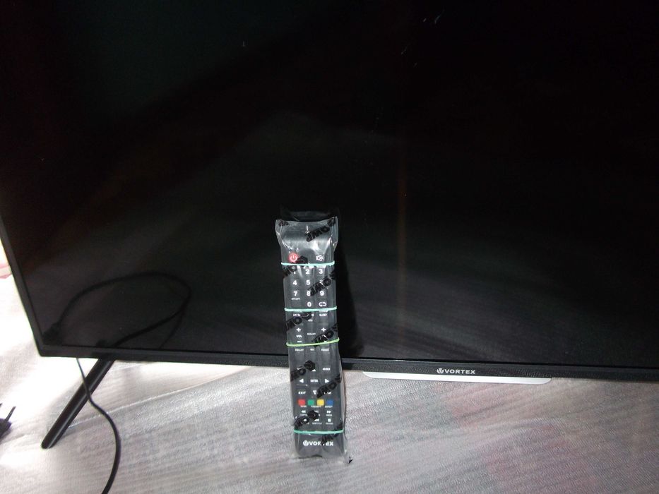 Televizor Led Vortex Full hd 101.6 cm