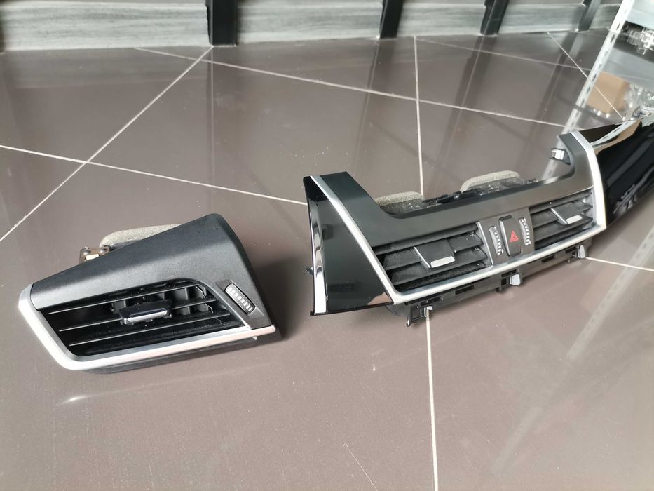 Интериорни Лайсни за Арматурно Табло BMW F45 F46 Пиано Лак Отлични A75