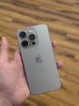 iPhone 15 pro Natural Titanium 128