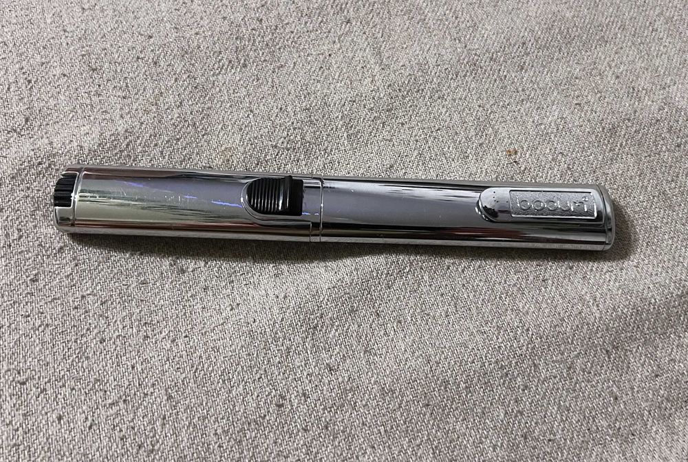 Bricheta metalica Bodum inox cromat grea eleganta reincarcabila gaz