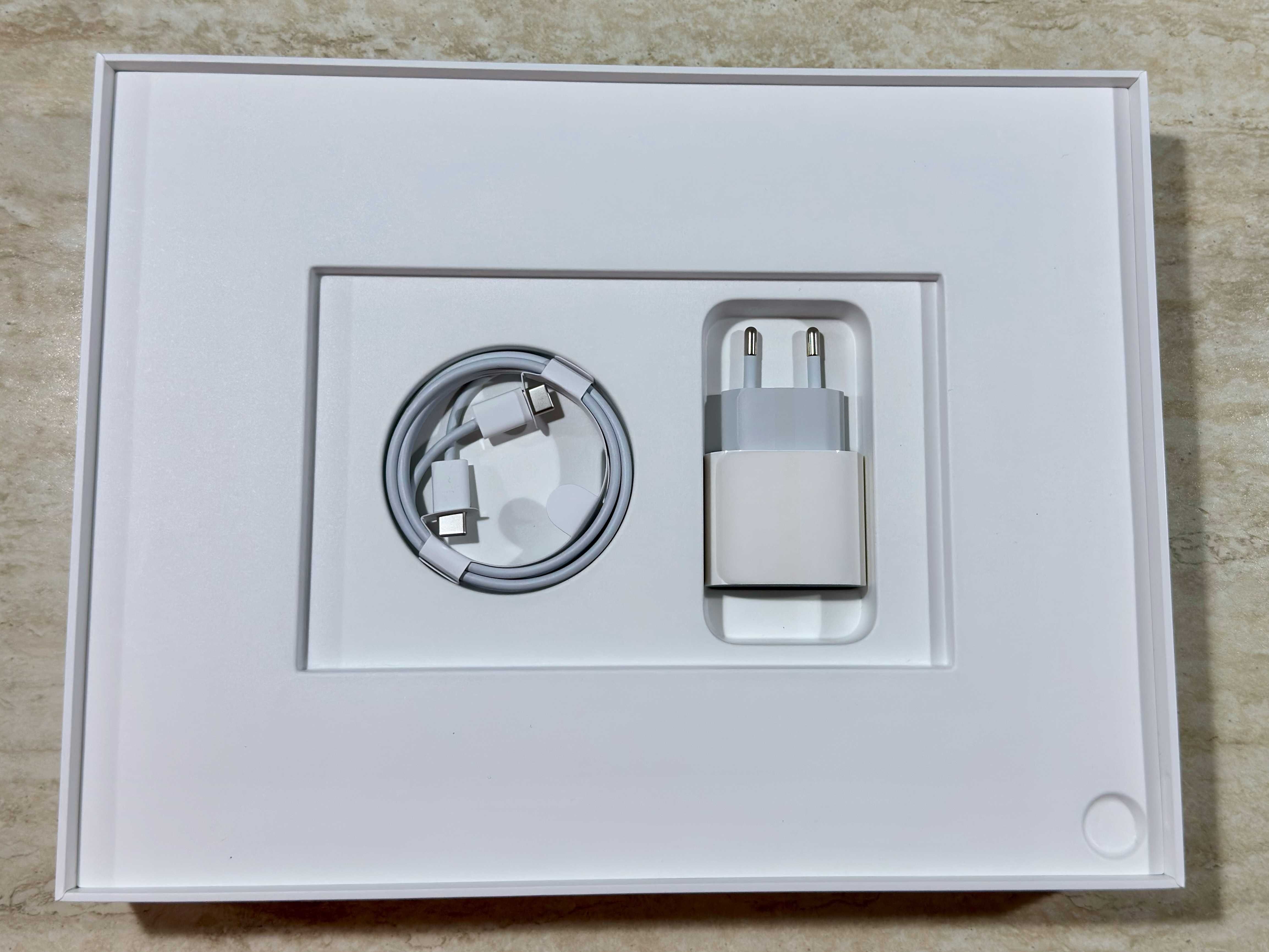 Apple iPad Pro 12.9" 3rd Gen 64GB Wi-Fi + Apple Pencil