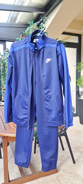 Trening Nike nou copii 13-14 ani (158-170)