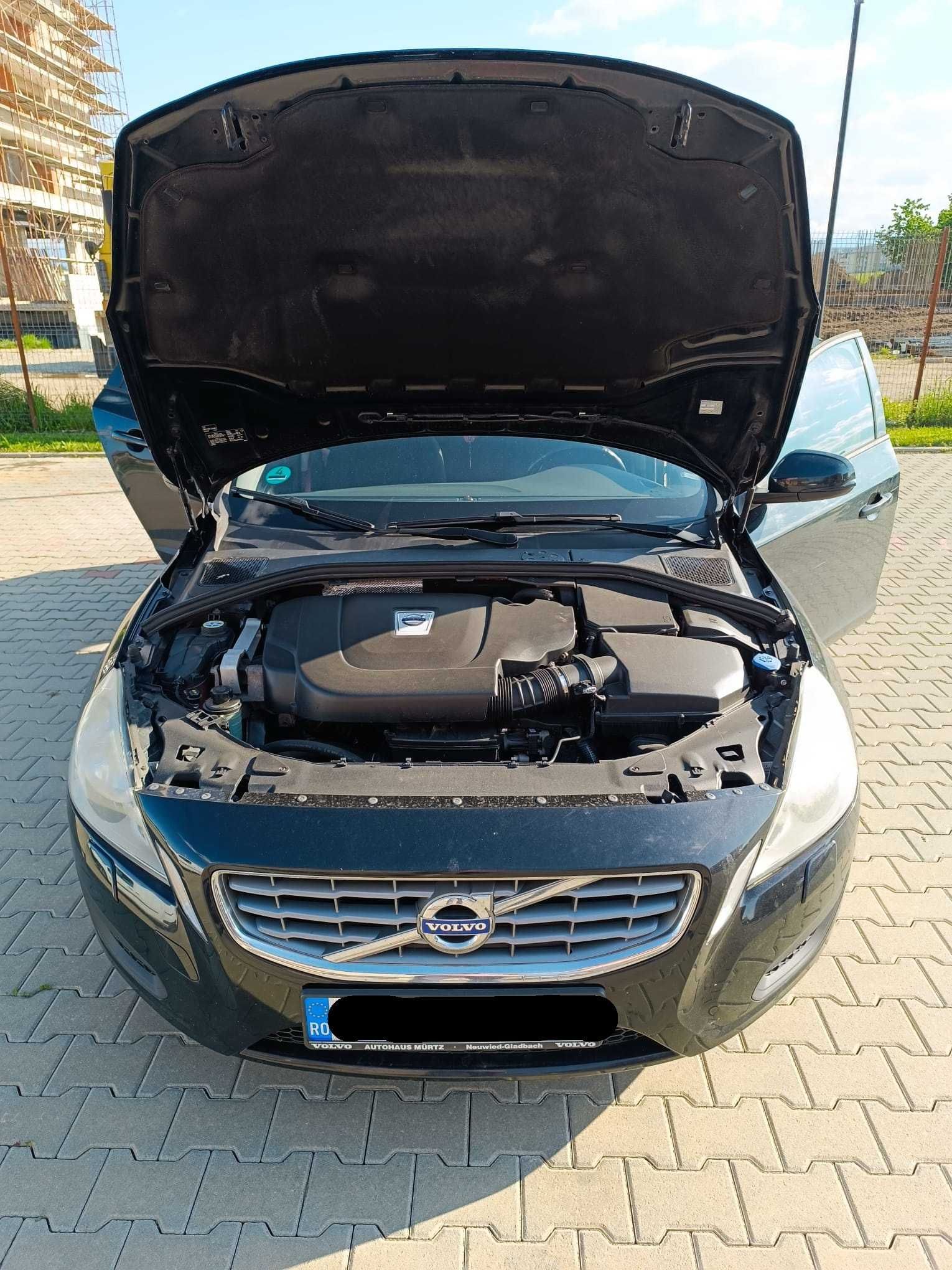 OCAZIE! Volvo V60, D3/D4,  caroserie SIPS, an 2012, 5 cilindri