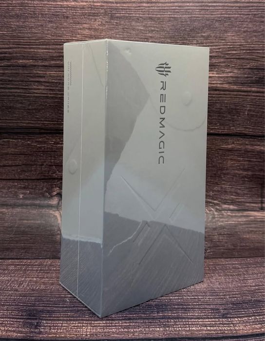 Новый запакованный Redmagic 10 Pro 1tb,год гарантии