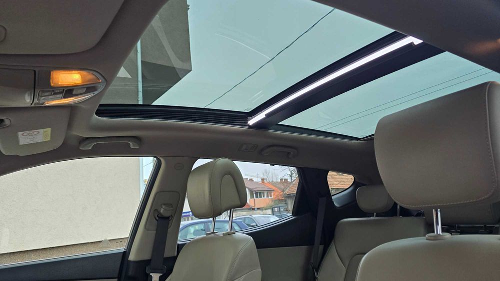 Hyundai Santa Fe 2017 — 2.2 Diesel • Echipare Luxury Pack