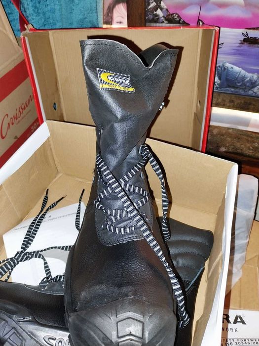 Работни кожени ботуши