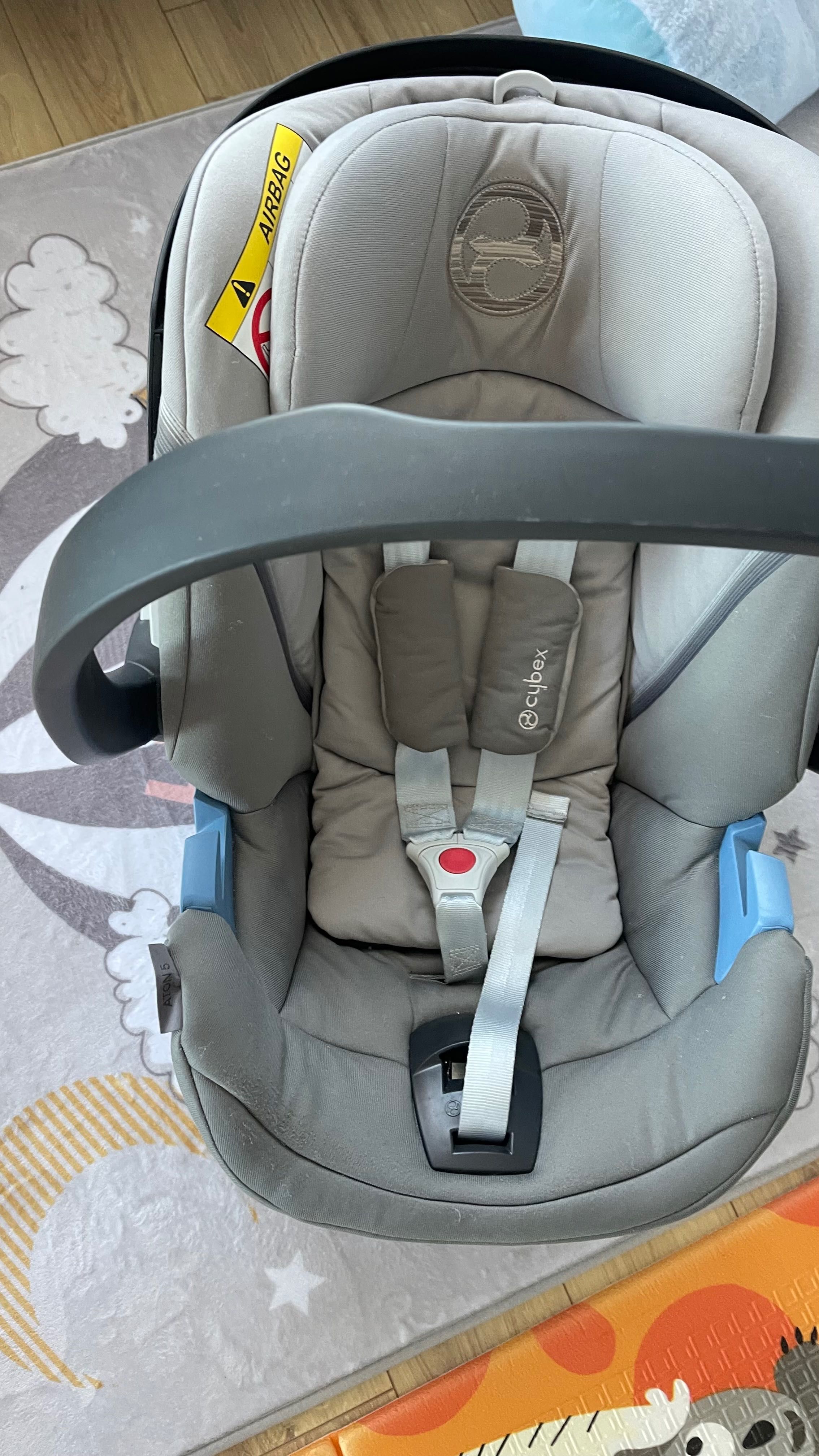 Cybex Aton 5 стол за кола от 0м до 75 см