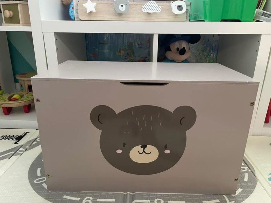 Дървена кутия за играчки