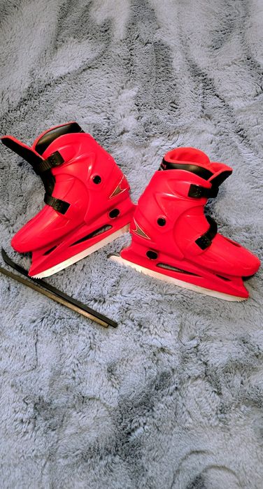 Patine de gheață Signa Sport SF-353A – mărimea M (reglabile)