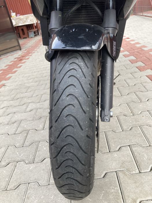 Vand motocicleta Honda CBF600 in perfecta stare de functionare.