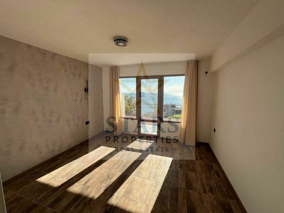 Продажба 2-стаен гр. Варна - к.к. Кабакум 82m²