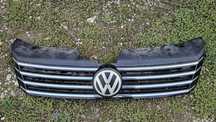 Grila fata VW Passat B7 ACC / Distronic