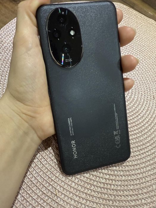 Honor 200 Неразличим от нов