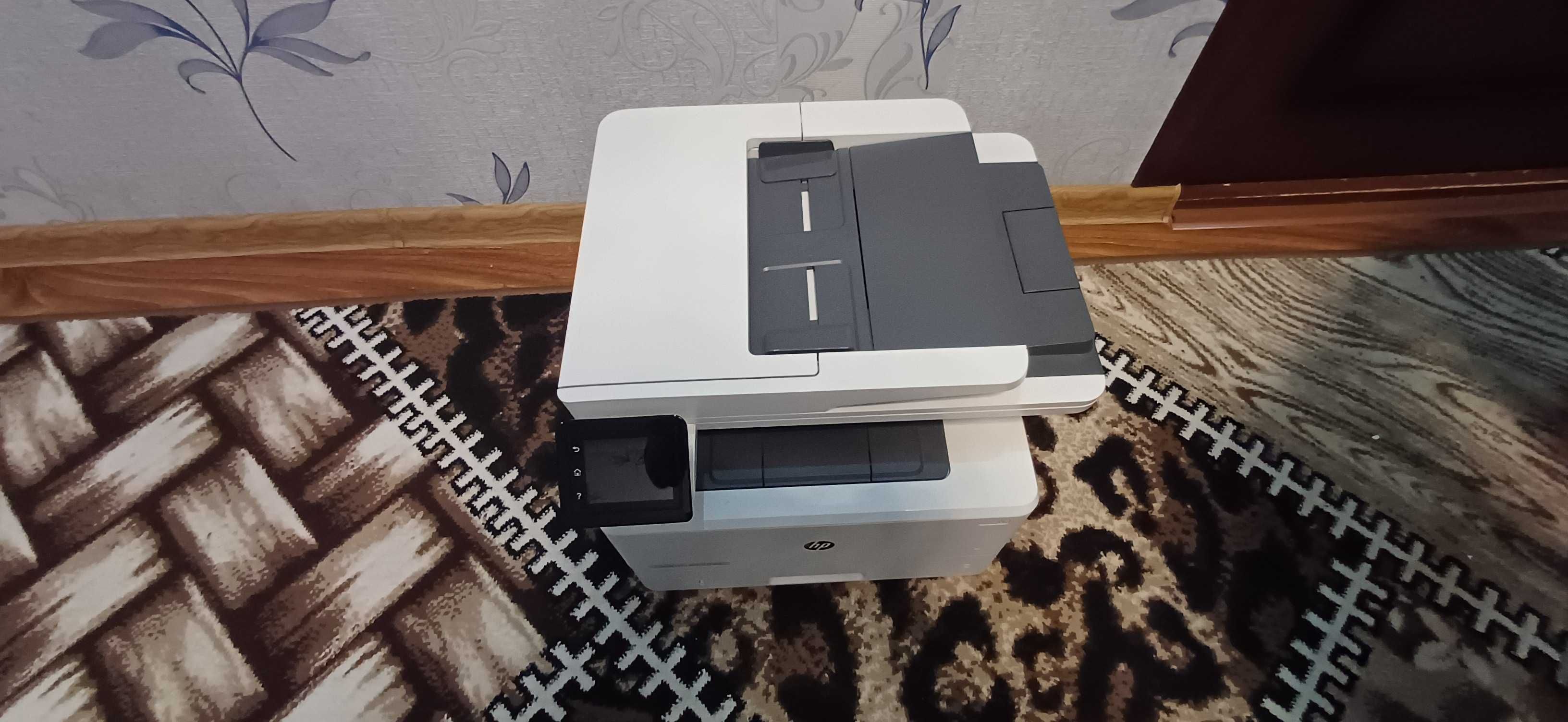 МФУ HP LaserJet Pro M426fdn