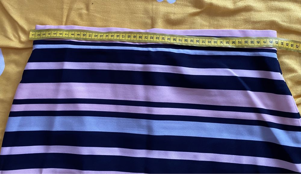 Compleu ,fusta +tricou
