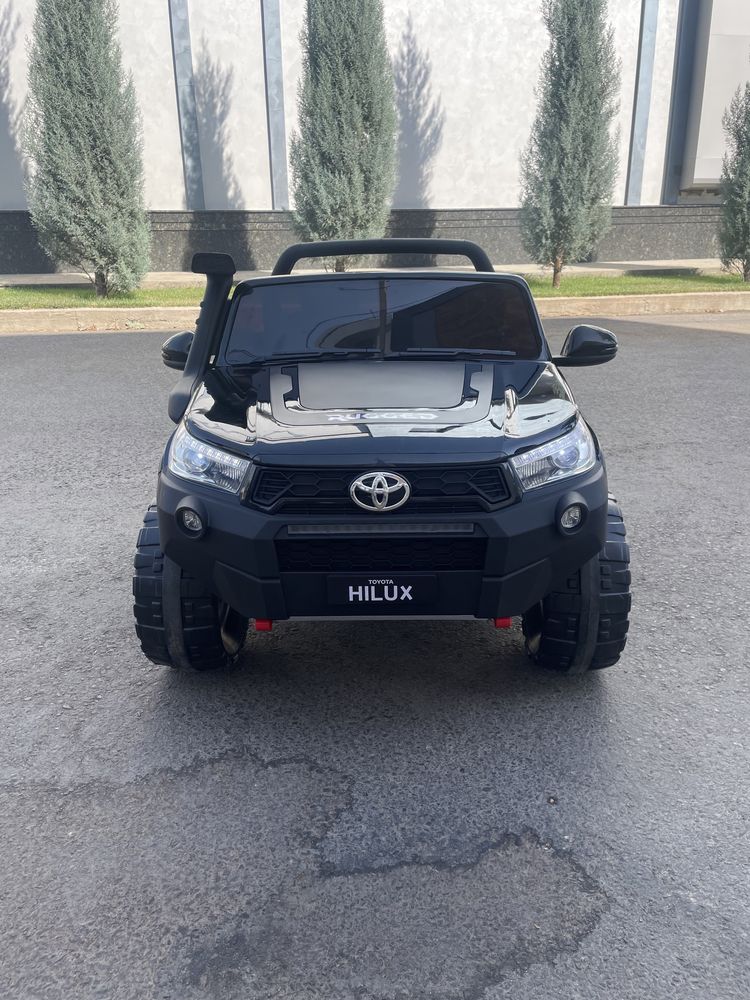 Детский электромобил Toyota Hilux DK-HL850 (лицензионный)