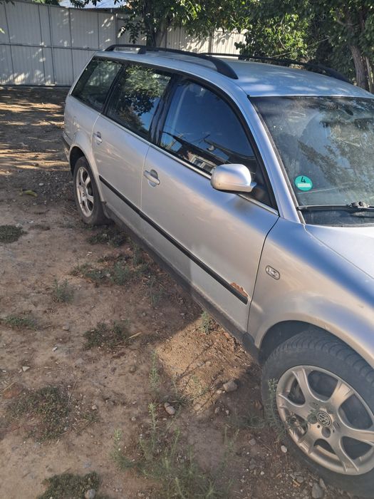 Vând passat b 5.5
