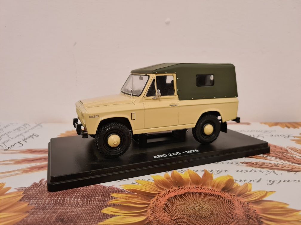 Macheta Aro 240 Hachette 1:24