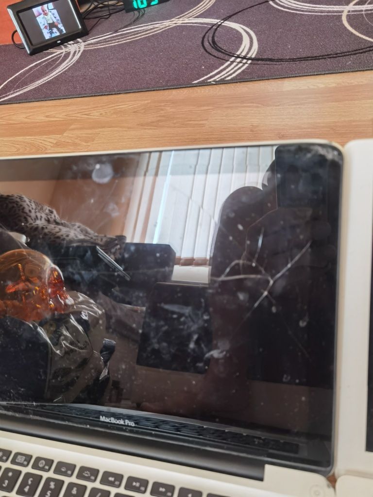 Лот Лаптопи Macbook