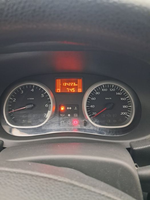 Dacia Duster 1,6 benzina