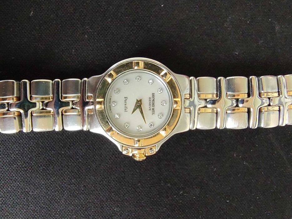 Швейцарски дамски часовник с диаманти/18к Raymond Weil Parsifal 9690