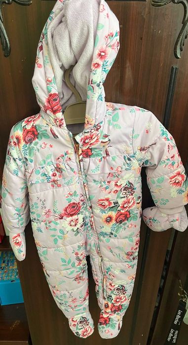 Космонавт/Ескимос 6-9 м + коледна рокля за 59лв общо