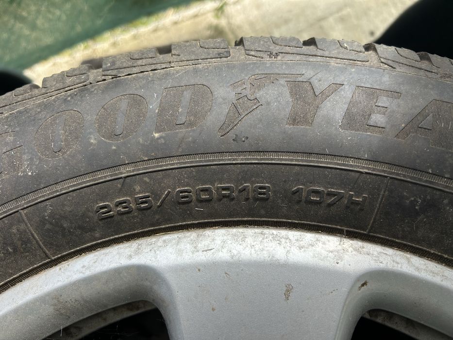 Гуми с джанти 18" 235/60/18