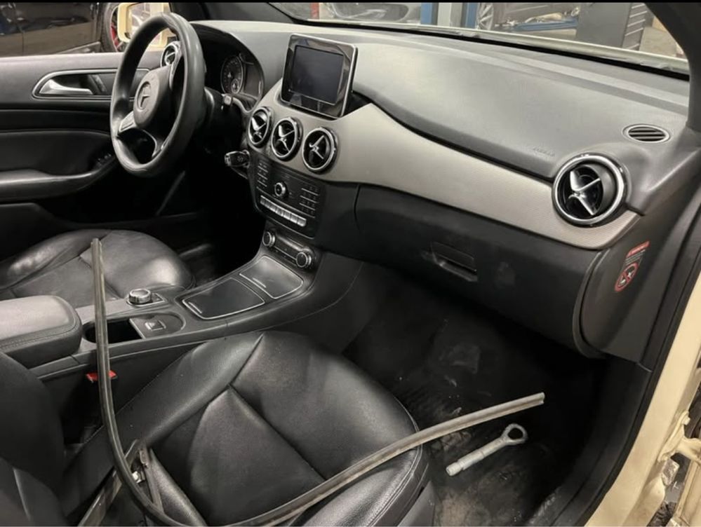 Portiera /Stop/Haion Dezmembrez Mercedes B class facelift w246