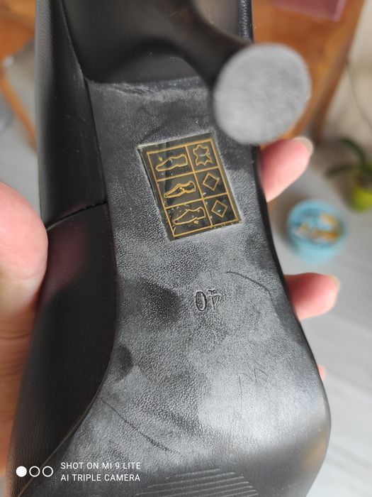 Pantofi mărimea 40 Noi