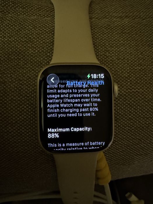 Apple watch series 7 - 45 mm Starlight